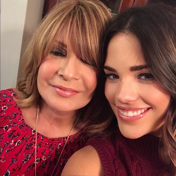 Meet your Posher, Deanna - Picture 6 of 6